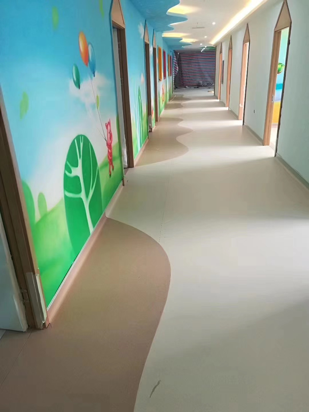 幼儿园pvc胶地板